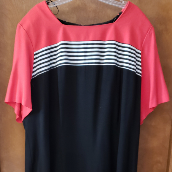 Betsy's Things Dresses & Skirts - Betsy's Things Plus 18 Knee Length Career Dress